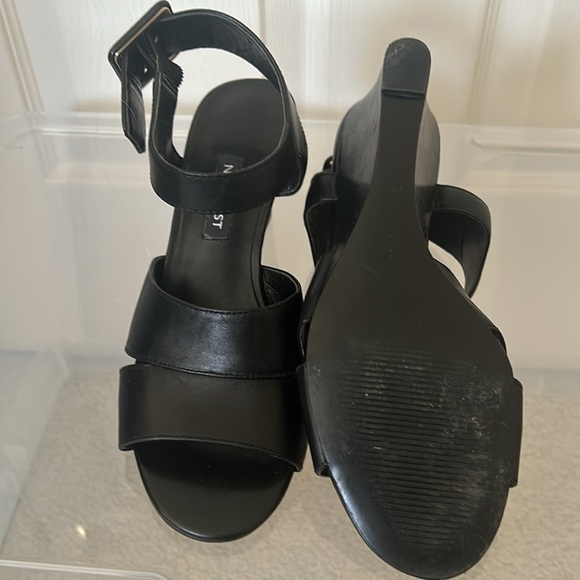 Nine West Black Wedge Sandals - Picture 3 of 3